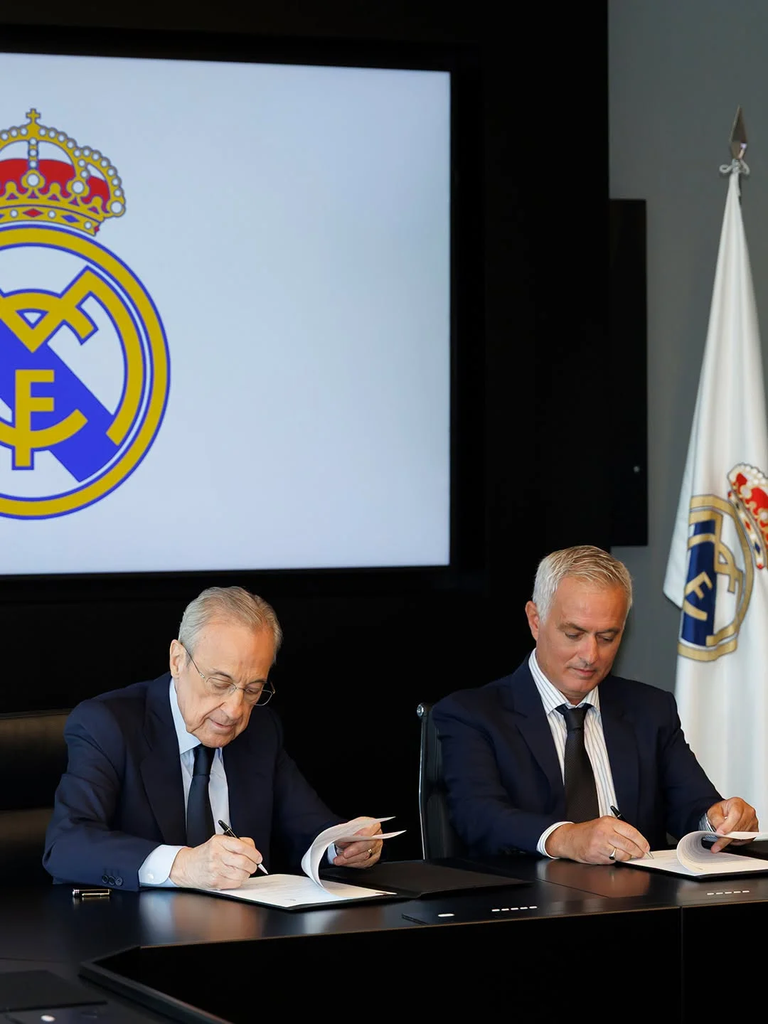 مراسم تقديم مورينيو مدربا لريال مدريد (4)