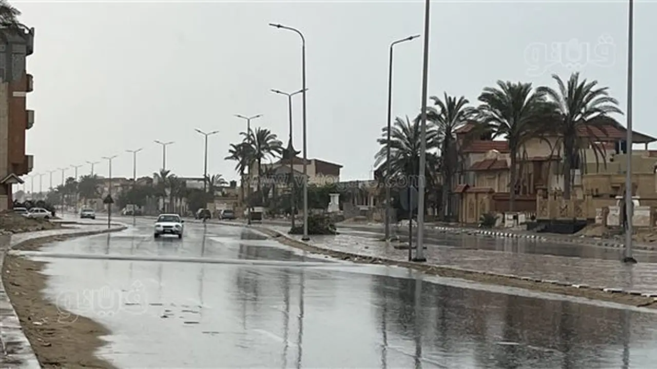 أمطار رعدية تضرب 3 مدن في ذروة الصيف