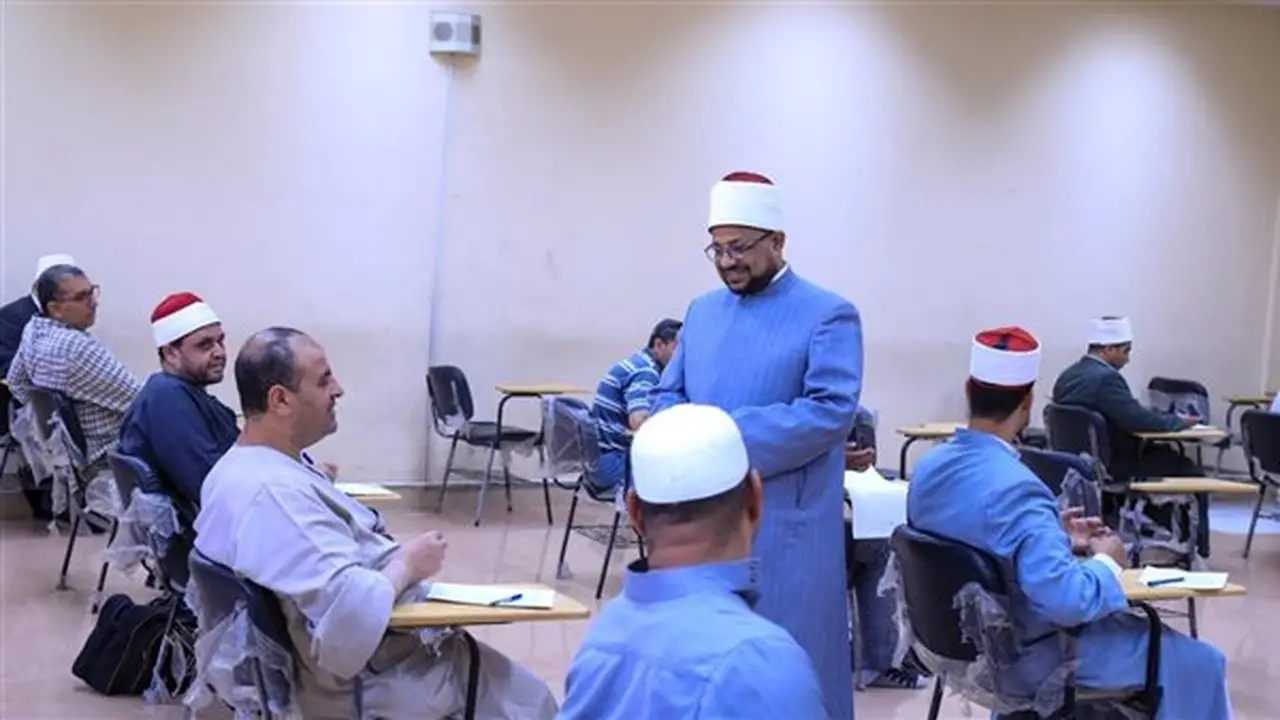 أمين البحوث الإسلامية يتفقد امتحانات مسابقة ابتعاث رمضان 1448هـ