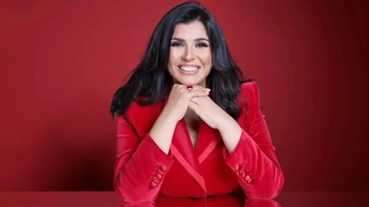 منى الشاذلي توضح حقيقة استضافتها لمحمد رمضان ببرنامجها