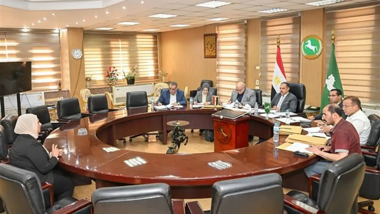 محافظ الشرقية يترأس لجان لاختيار وظائف قيادية بالديوان العام