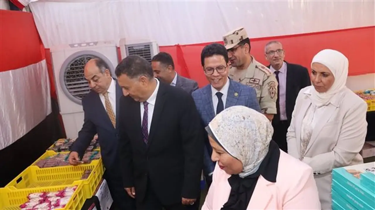 افتتاح معرض حلوى المولد النبوي في القليوبية بحضور محافظ الإقليم ورئيس جامعة بنها