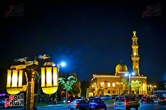 انارة السور بالقرب من المسجد انارة السور بالقرب من المسجد