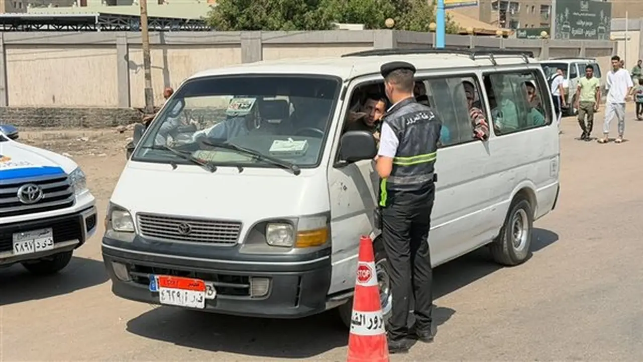 الداخلية تكشف عن 117 ألف مخالفة مرورية و3 ملايين جنيه حصيلة قضايا الاتجار بالنقد الأجنبي في 24 ساعة