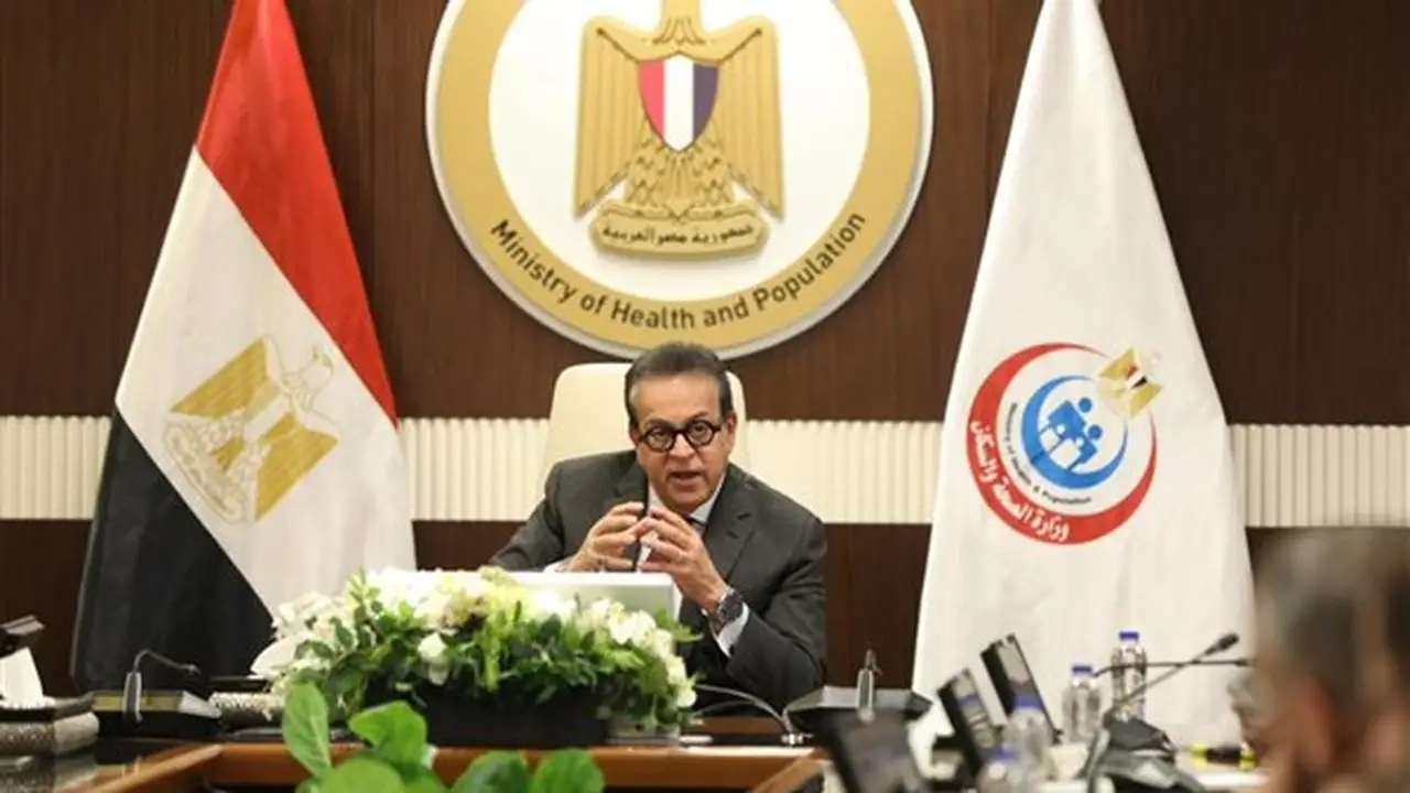 نقابة صيادلة القاهرة تدعو وزير الصحة للاعتراف بالصيدلي الإكلينيكي رسميًا