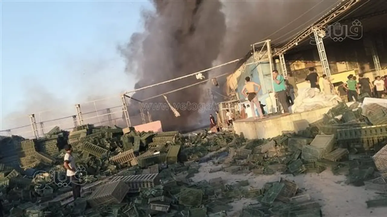 إصابة 14 شخصًا في حريق مصنع موالح بمنيا القمح، ومحافظ الشرقية يوجه بفحص التوصيلات الكهربائية