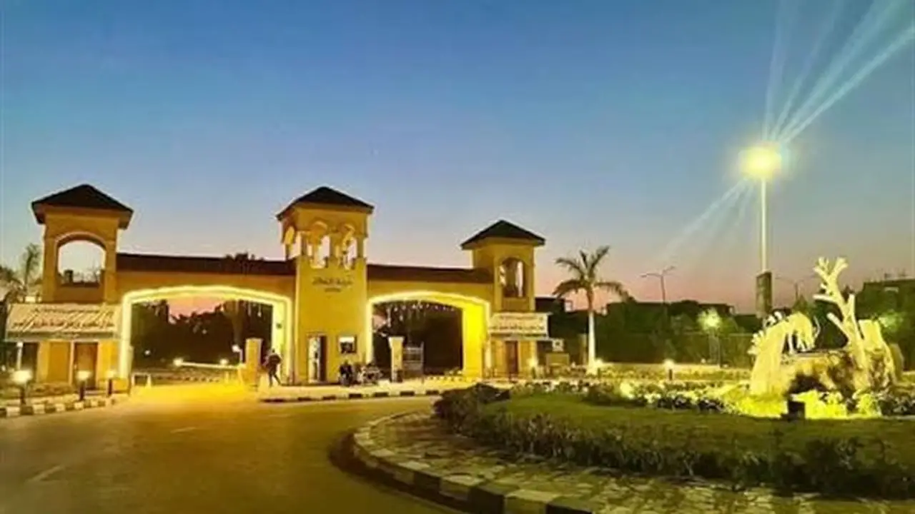 خناقة مسلحة في كمبوند شهير بأكتوبر تنتهي بإصابة فرد أمن وبتر جزء من يده