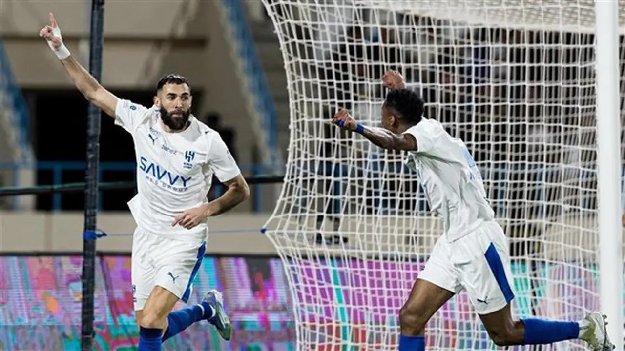 الدوري السعودي: الهلال يتقدم على الفيحاء بهدف في الشوط الأول