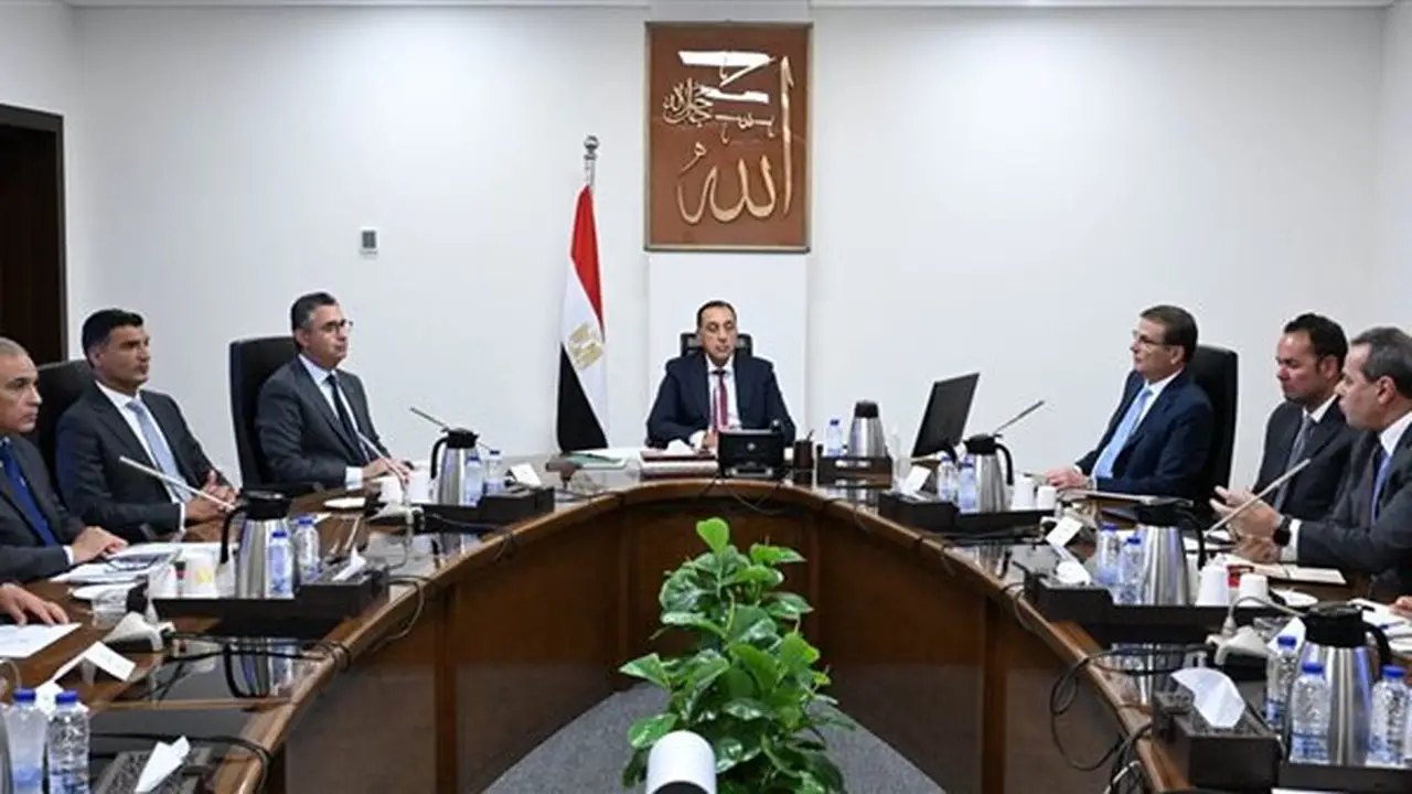 أخبار مصر اليوم: مجلس الوزراء يوافق على تيسيرات جديدة للمطورين بفائدة 12% لمدة عام، وغلق جزئي بمحور 26 يوليو بالجيزة لمدة 5 أسابيع