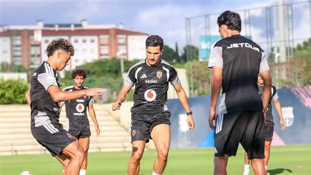 الأهلي يستأنف تدريباته اليوم استعدادًا لمواجهة الشرقية إنبي