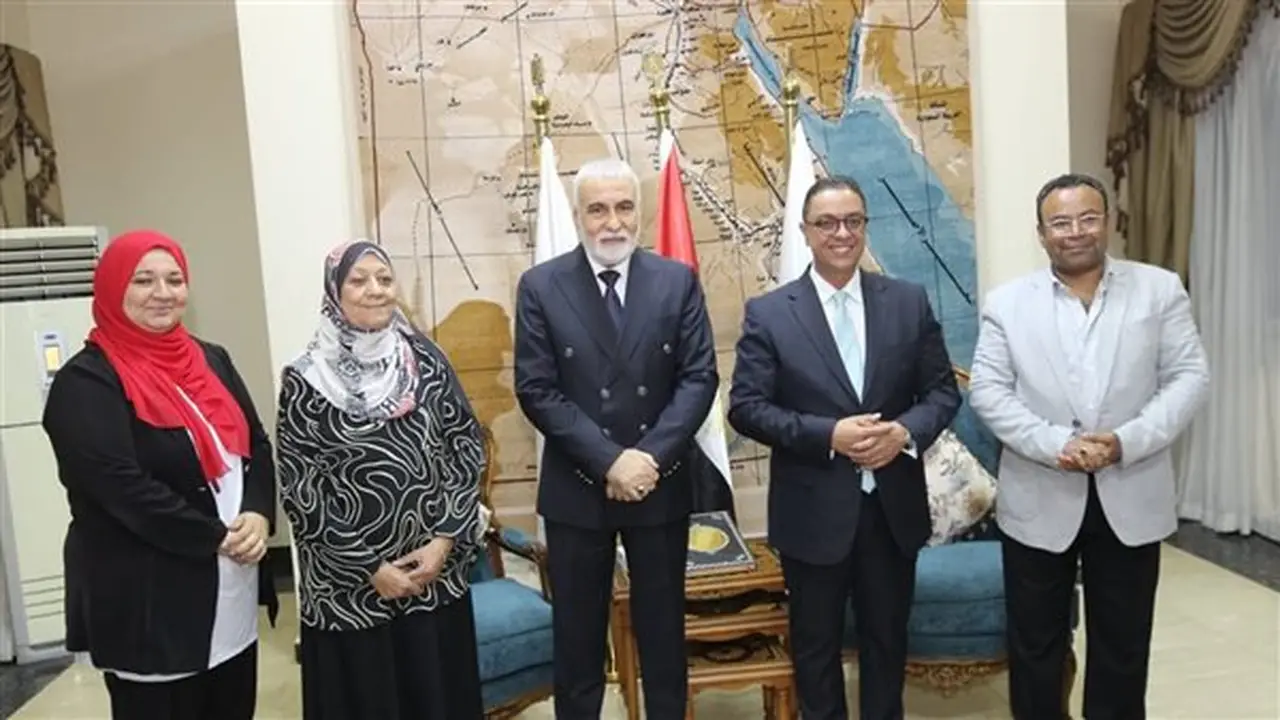 طارق دسوقي: الفن رسالة والدراما أداة قوية لبناء الوعي في ملتقى ملهمون الجامعات المصرية