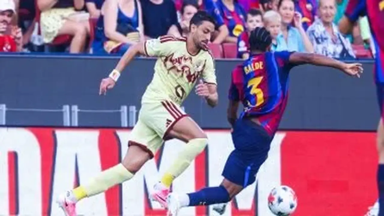 الأهلي يتعادل مع برشلونة 2-1 في كأس خوان جامبر بعد 60 دقيقة من المباراة