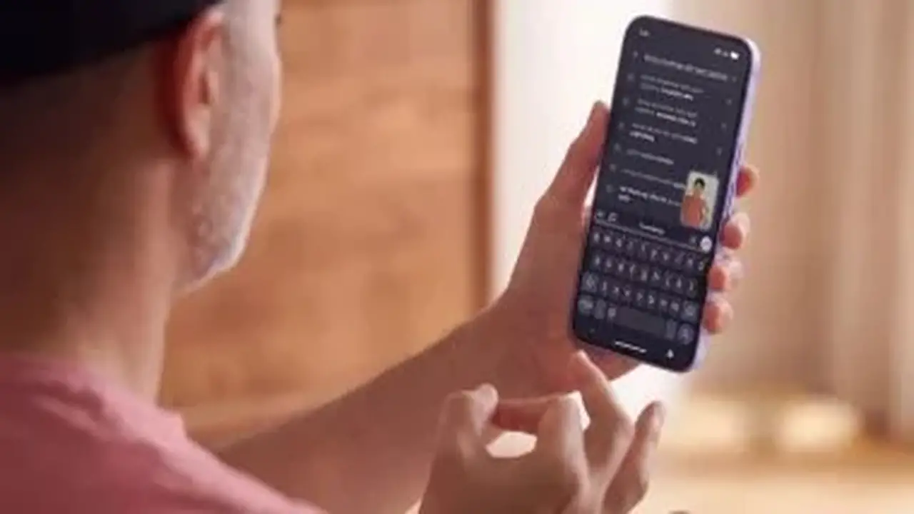 جوجل تقدم ميزة تحويل لغة الإشارة إلى نص في هواتف Pixel 11 لتعزيز التواصل مع الصم