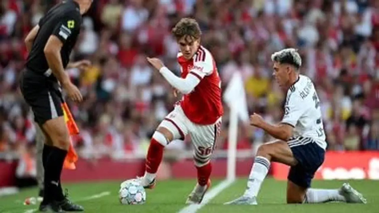 آرسنال يتفوق على كومو بركلات الترجيح بعد تعادل مثير 1-1 في مباراة ودية