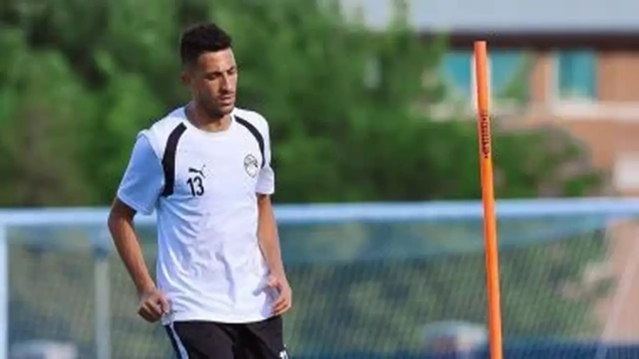 أحمد فتوح يحدد شروط استمراره مع الزمالك.. الراتب محور المفاوضات