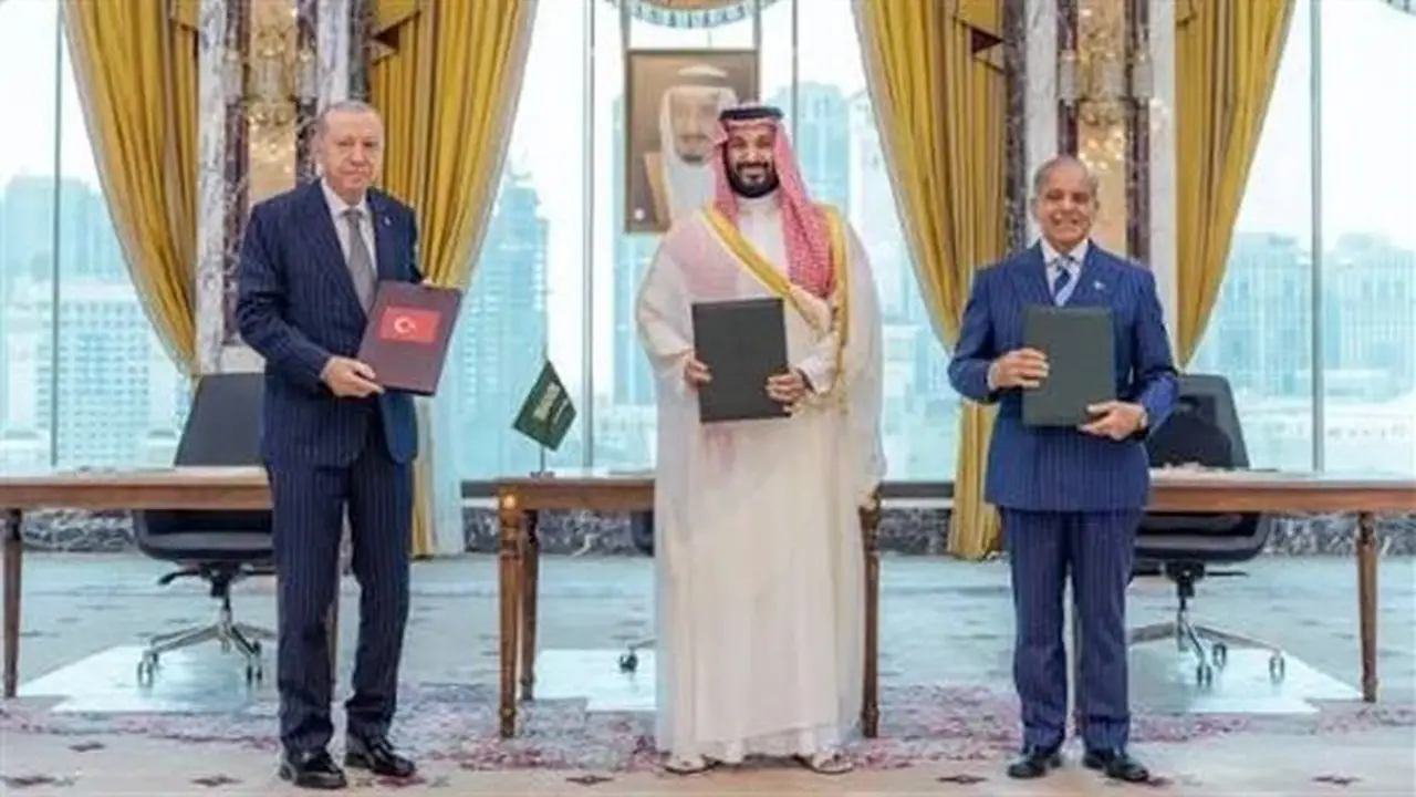 أردوغان: الاتفاقية الدفاعية بين تركيا والسعودية وباكستان تهدف إلى تعزيز الأمن الإقليمي