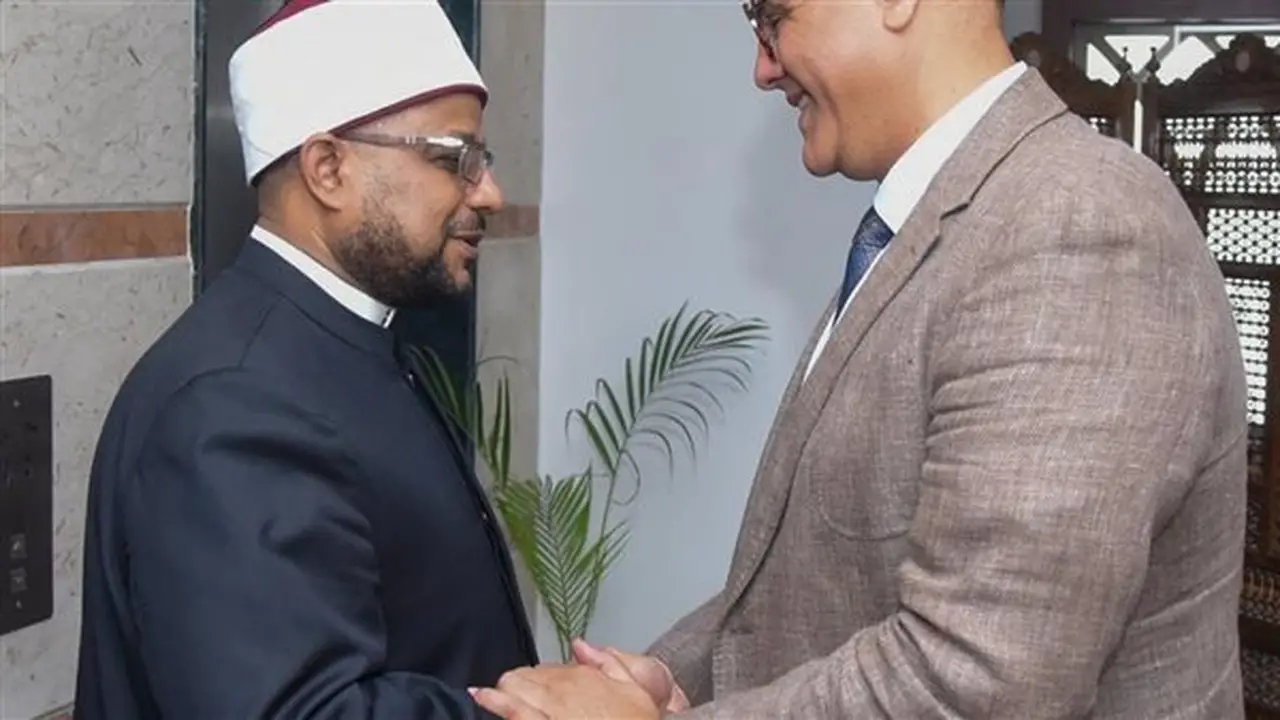 أمين عام مجمع البحوث الإسلامية: تعزيز التعاون مع محافظة الإسكندرية لنشر الوعي ورسالة الأزهر