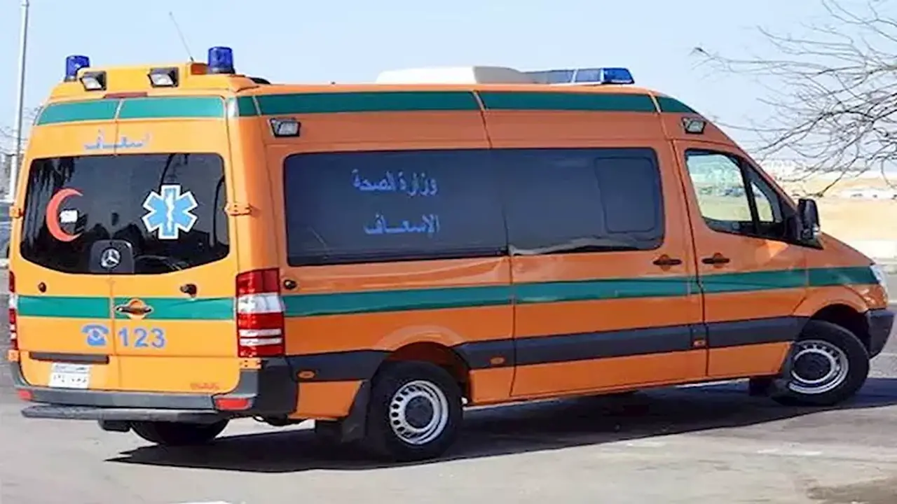 إغماء مديرة مدرسة قليوب بعد مشادة مع مدير الإدارة التعليمية ونقلها للمستشفى