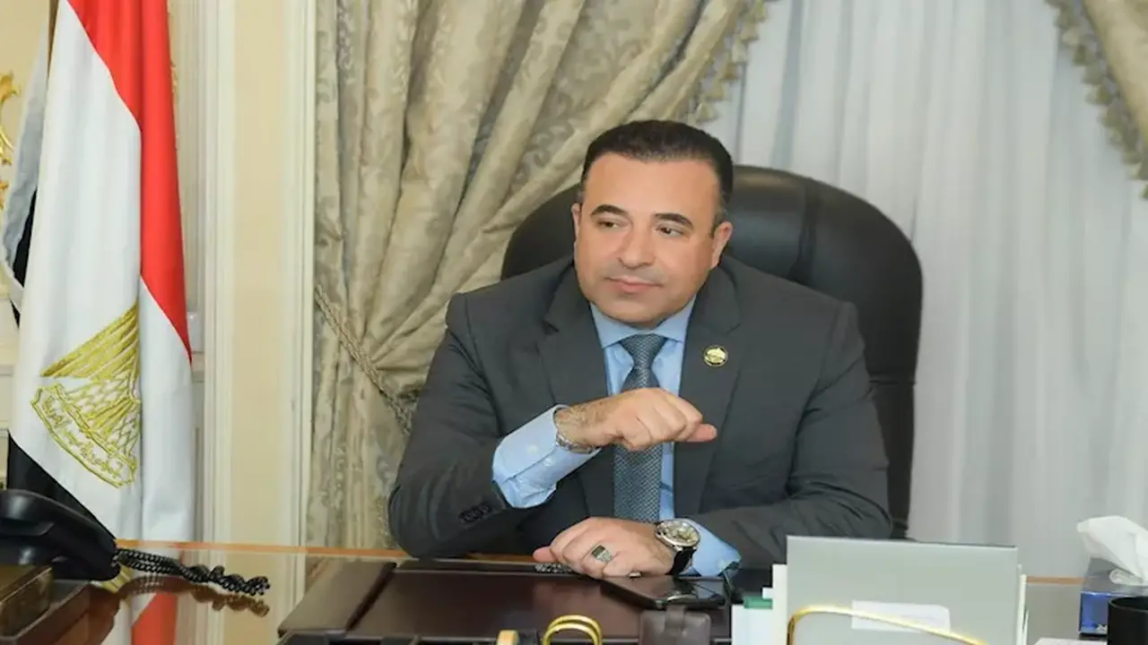 النائب أحمد بدوي: المواطن غير مسؤول عن جريمة خط مسجل باسمه دون علمه