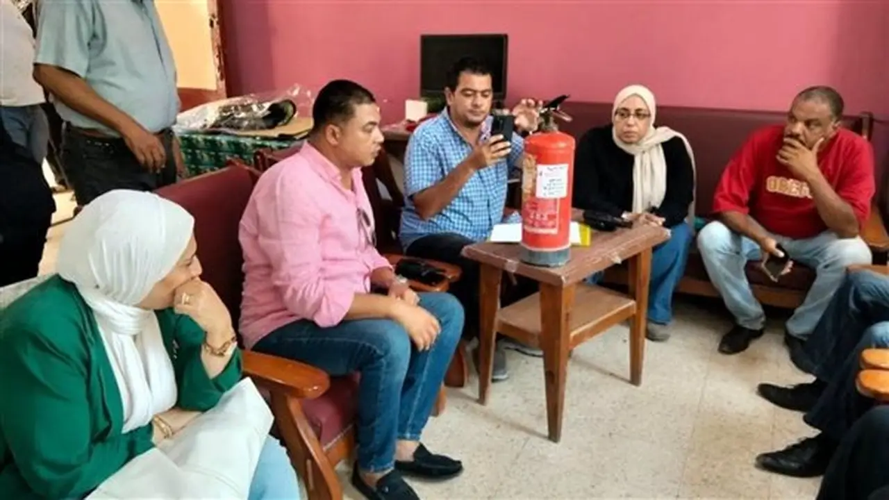 حي طرة يستعد للعام الدراسي الجديد من خلال مراجعة جاهزية المدارس وتعزيز أعمال النظافة والتجميل