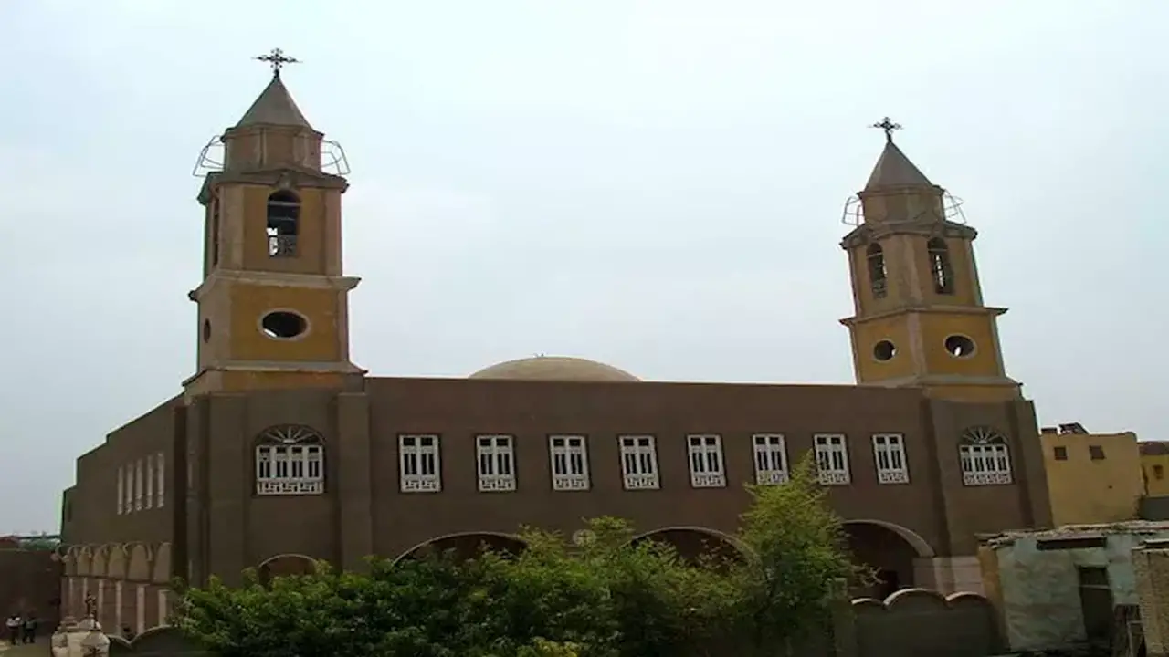 الأنبا أنطونيوس يوضح حقيقة فيديو متداول حول رأي منسوب لبابا الفاتيكان ويعتذر