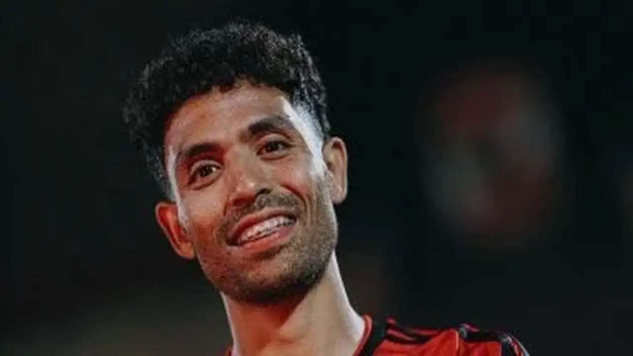 الأهلي يضع برنامجًا تدريبيًا خاصًا لصلاح وتوفيق حتى نهاية معسكر إسبانيا