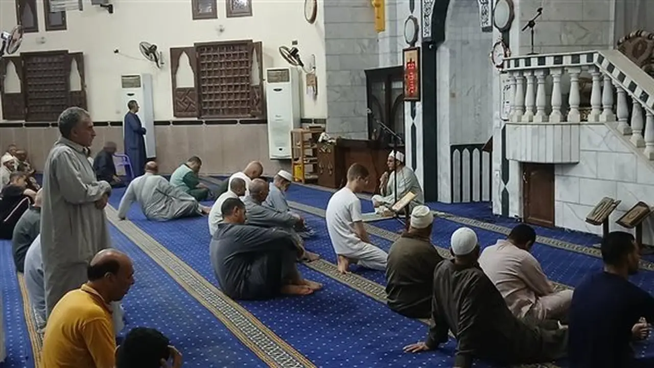 الأوقاف تواصل فعاليات برنامج «المساجد المحورية» وتناقش أهمية الإحسان إلى المحتاجين