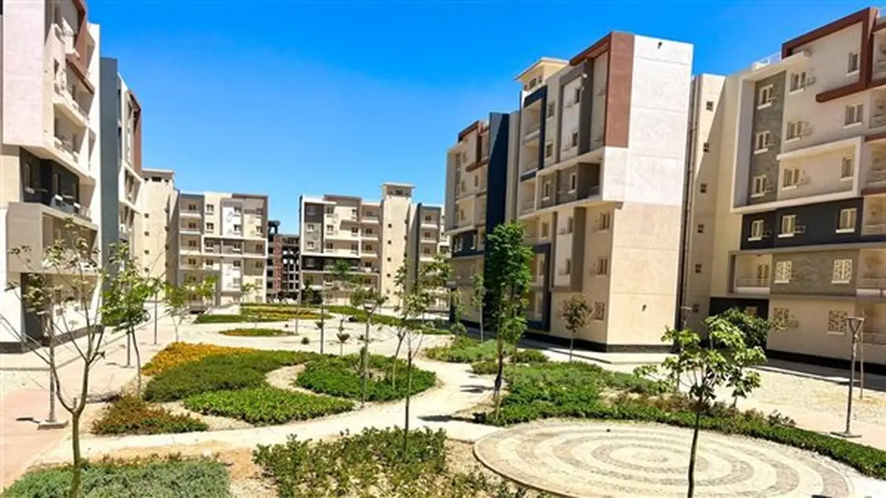 الإسكان تتابع مشروعات تطوير حدائق أكتوبر و6 أكتوبر الجديدة