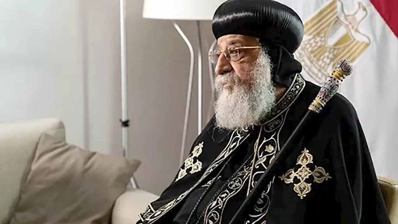 البابا تواضروس يكرم أوائل الثانوية العامة والفائزين في مسابقة “اقرأ واعرف واكسب”