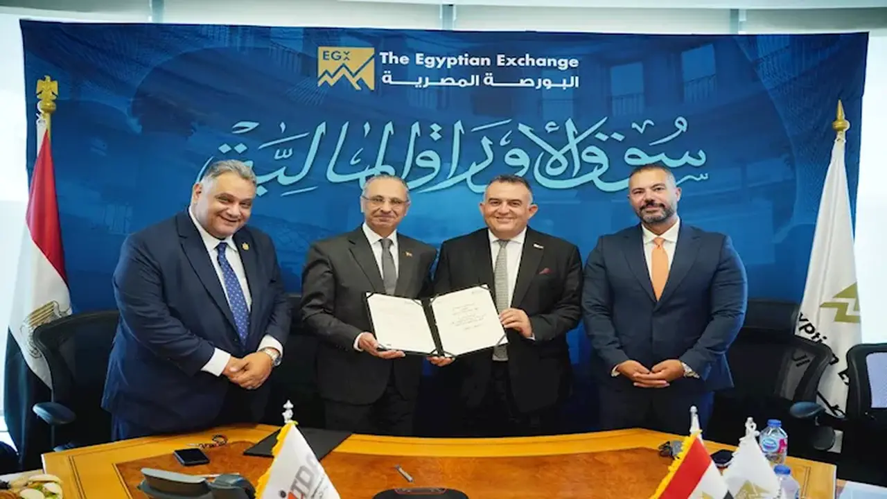 البورصة المصرية وجهاز تنمية التجارة الداخلية يوقعان بروتوكول تعاون لتعزيز تكامل البيانات