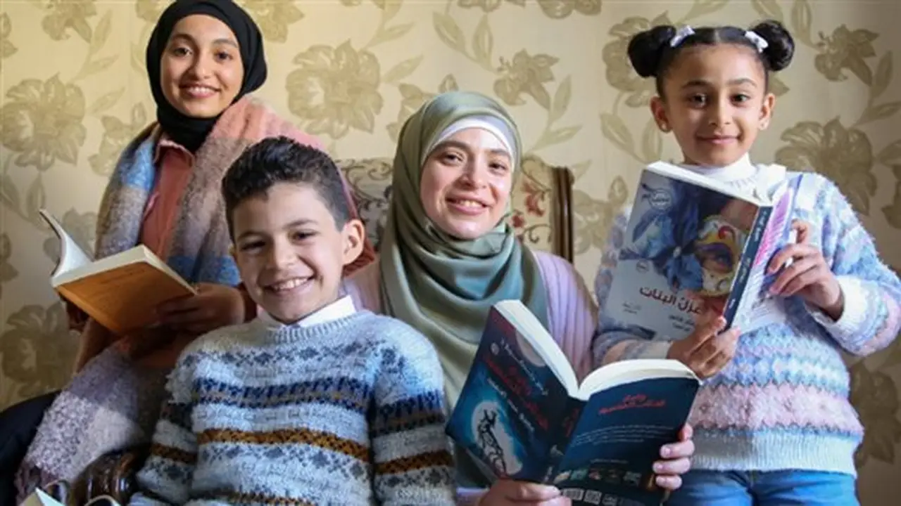 الذاكرة الاجتماعية للأسرة المصرية تحت التهديد: تحذير من دكتور علم الاجتماع (فيديو)
