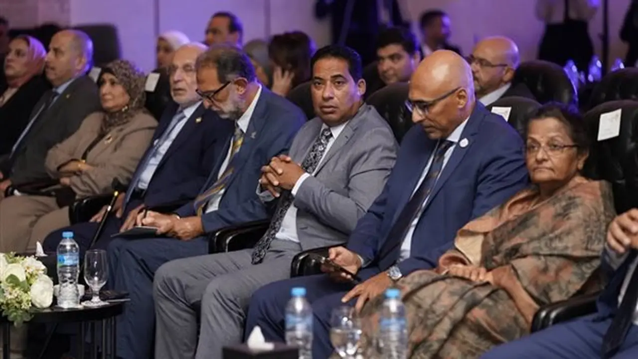 «الرعاية الصحية» توقع بروتوكولين لتعزيز رعاية الجروح والتثقيف الدوائي