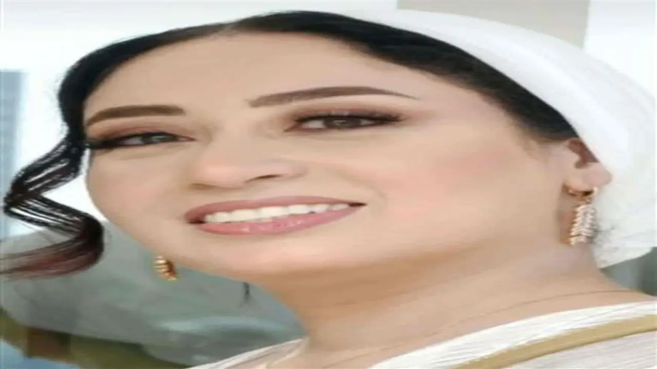 الصدمة الجاذبة: كيف تؤثر الأغاني الجديدة على الجمهور؟