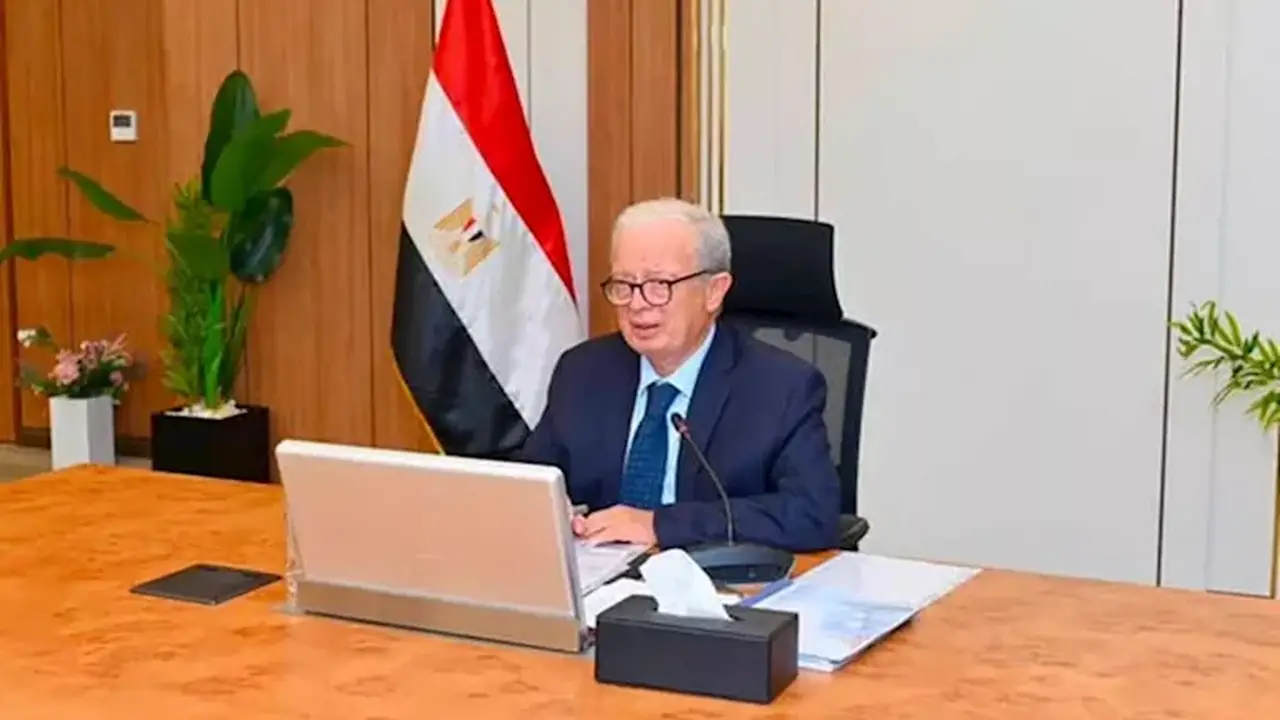القابضة للأدوية تستهدف إيرادات بقيمة 18.9 مليار جنيه في العام المالي المقبل