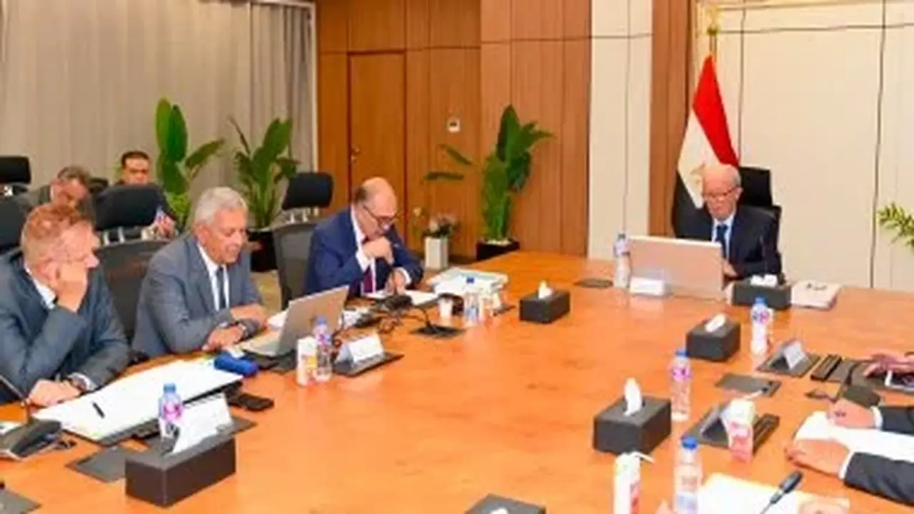 القابضة للأدوية تستهدف زيادة إيراداتها إلى 18.9 مليار جنيه في 2026-2027