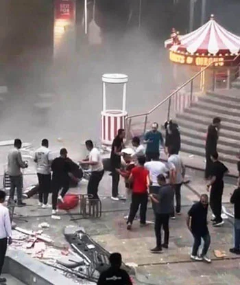 آثار حريق محل هدايا داخل مول أربيلا بلازا بالتجمع (1) آثار حريق محل هدايا داخل مول أربيلا بلازا بالتجمع (1)