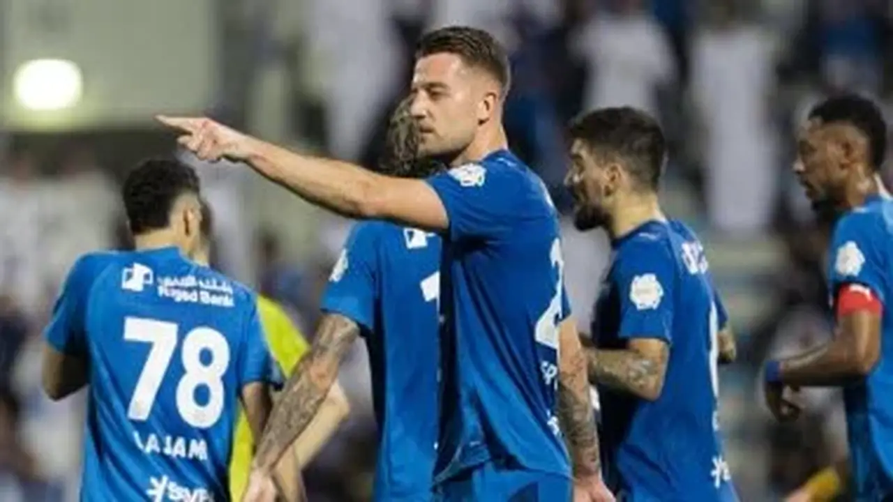الهلال يستضيف الفيصلي في انطلاق الدوري السعودي الليلة