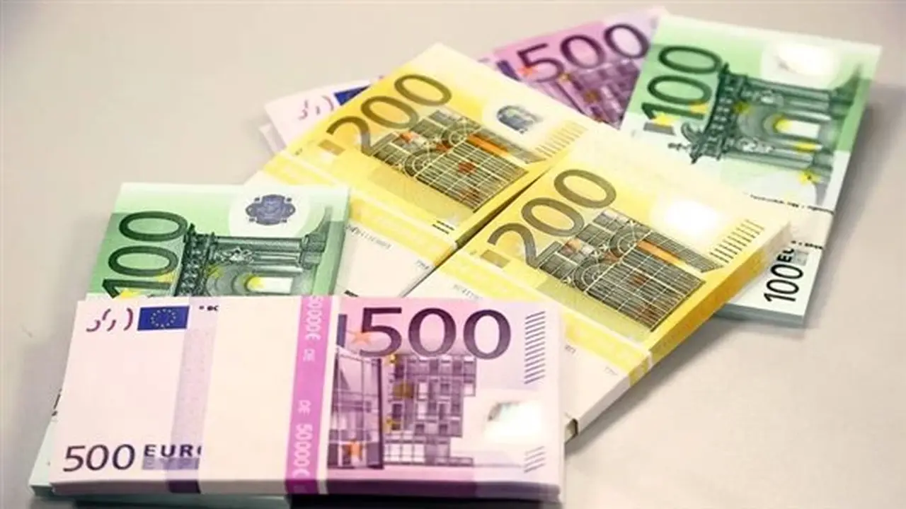 ارتفاع سعر اليورو ليصل إلى 58 جنيهًا في البنوك المصرية اليوم