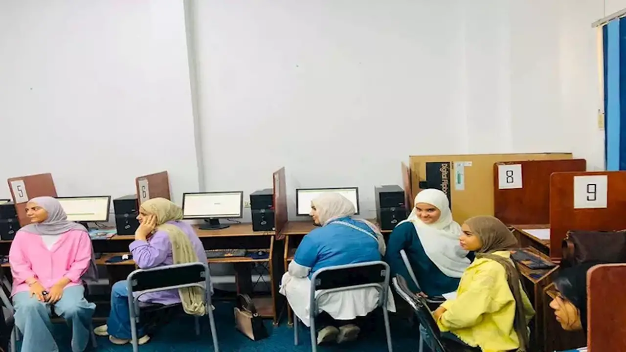 انطلاق اختبارات القبول الإلكترونية بمدارس المتفوقين STEM اليوم
