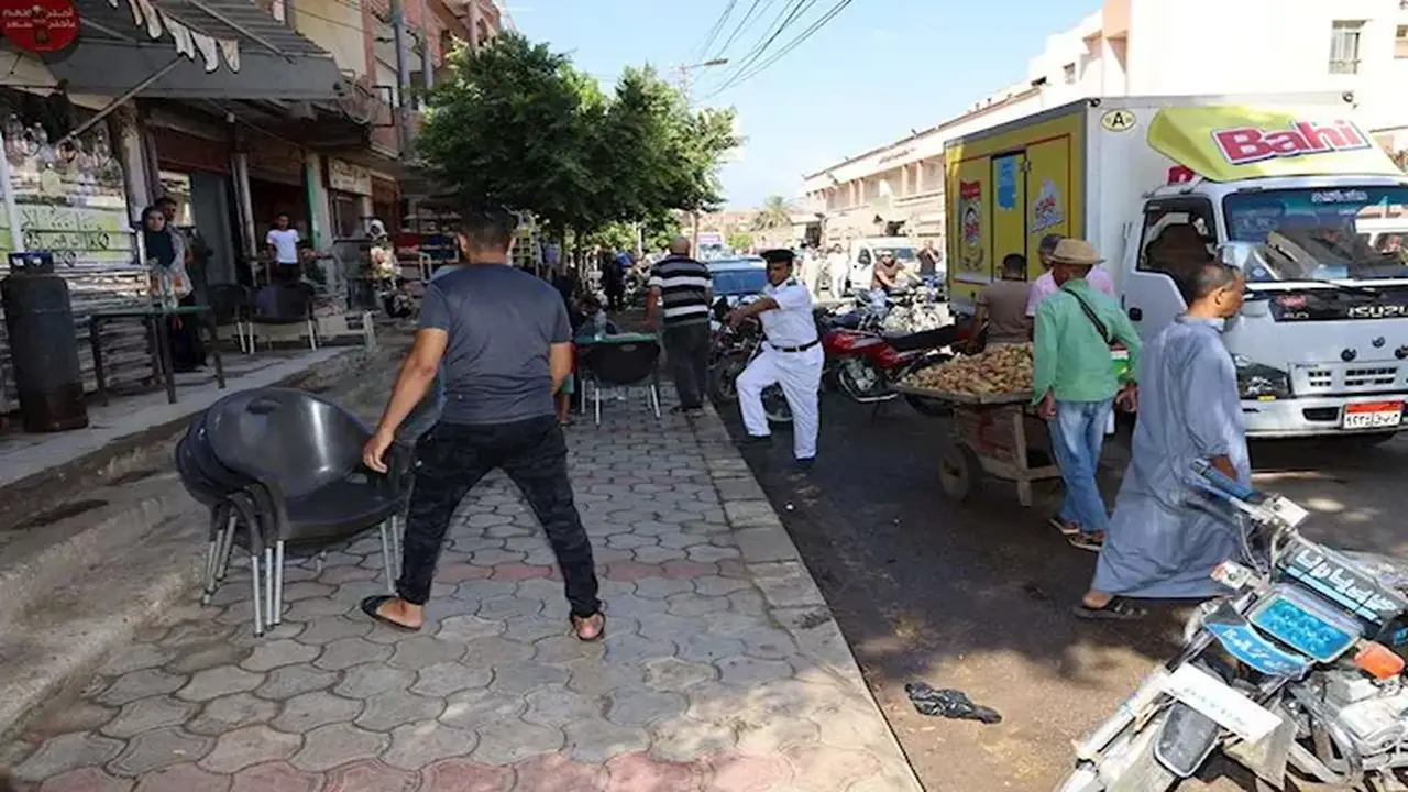 محافظ المنوفية يتفقد مستشفى الصحة النفسية ويعنف رئيس مدينة شبين الكوم بسبب الإشغالات