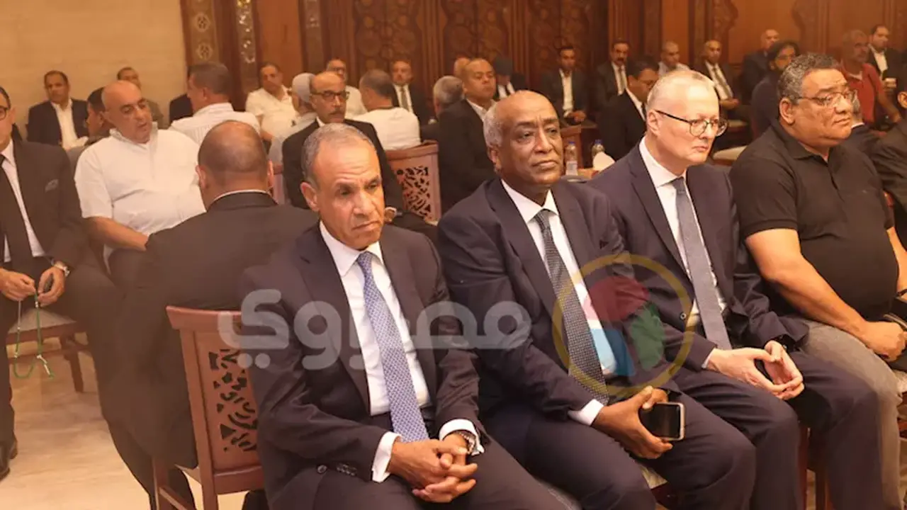 25 صورة من عزاء العقيد محمد يحيى جاد بحضور وزراء ومسؤولين