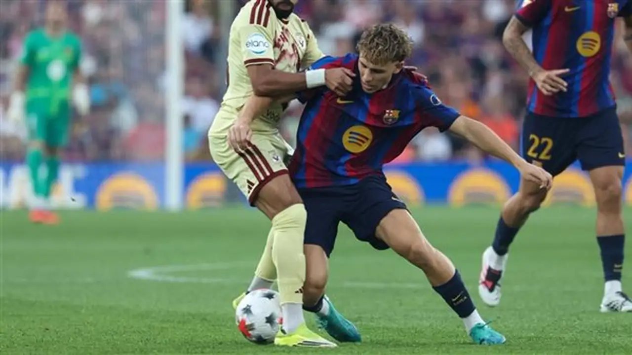 برشلونة يتوج بلقب كأس خوان جامبر بعد الفوز على الأهلي 2-1 (صور)