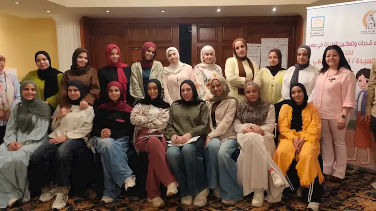 تدريب ميسرات برنامج “نورة” تحت رعاية السيدة انتصار السيسي