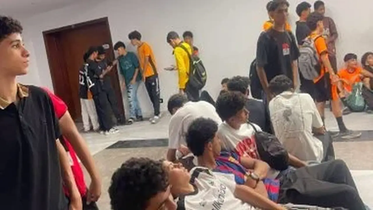 لاعبو أورانج يتظاهرون ضد قرار استبعادهم من مسابقات اتحاد الكرة