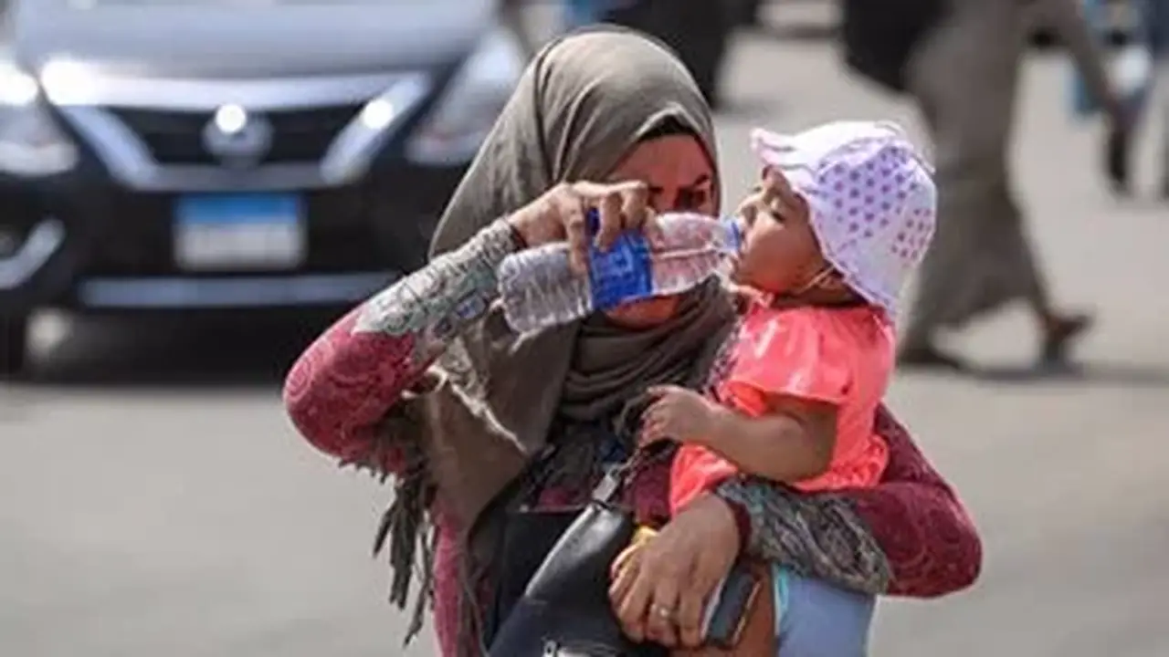 الأرصاد: تحسن نسبي في حالة الطقس ودرجات الحرارة بالقاهرة تصل إلى 34 درجة