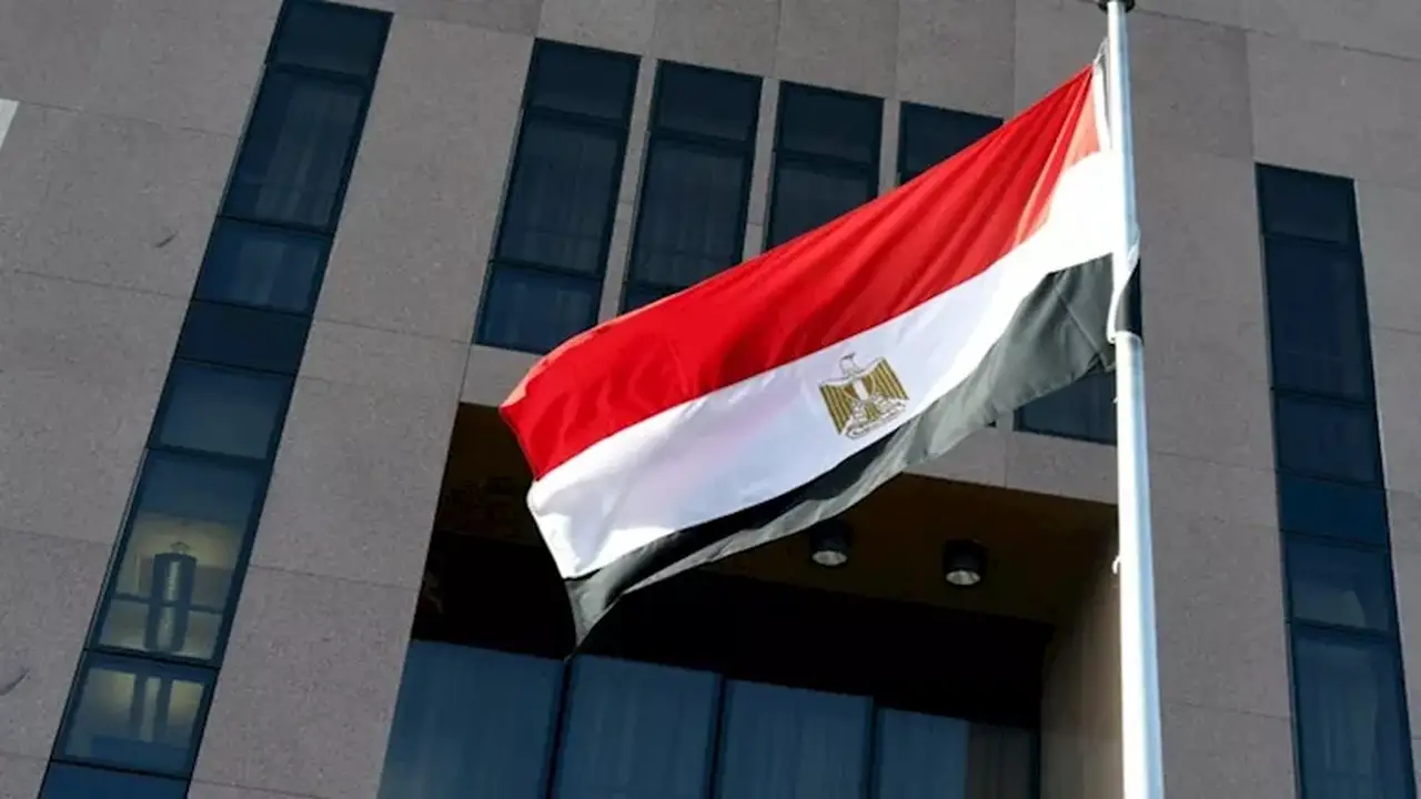 الخارجية المصرية توضح حقيقة إنهاء خدمات العمالة في الإمارات