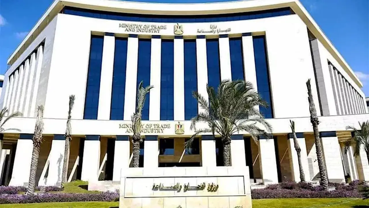التيسيرات الجديدة للمصانع في إجراءات وثيقة التأمين