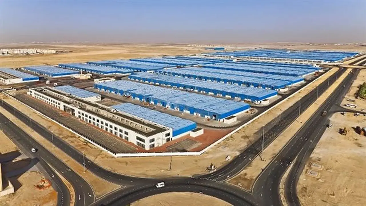 طرح 540 قطعة أرض صناعية بنظام الإيجار المنتهي بالتملك في 15 محافظة