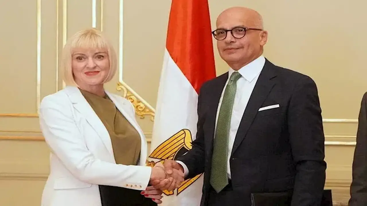 إنشاء أول حرم دولي لجامعة إكستر في مصر: تفاصيل وتوقيع تاريخي