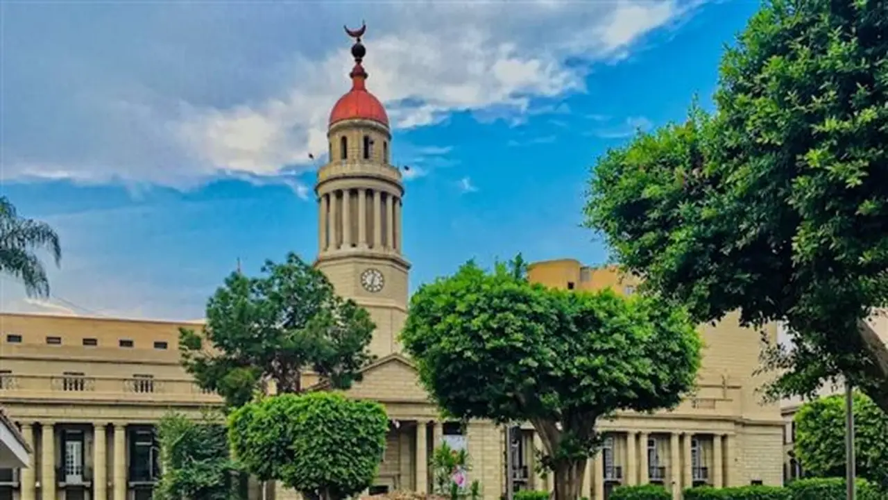 تنسيق الجامعات 2026: البرامج المتميزة في كلية طب قصر العيني
